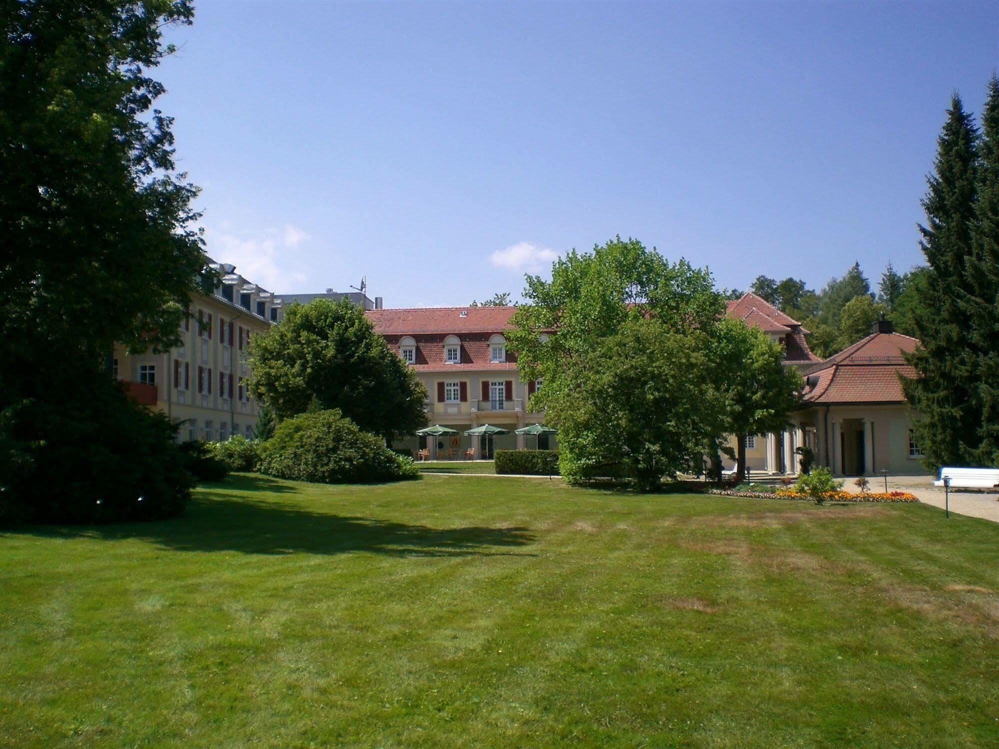 Sante Royale Hotel- & Gesundheitsresort バート・ブラムバッハ エクステリア 写真