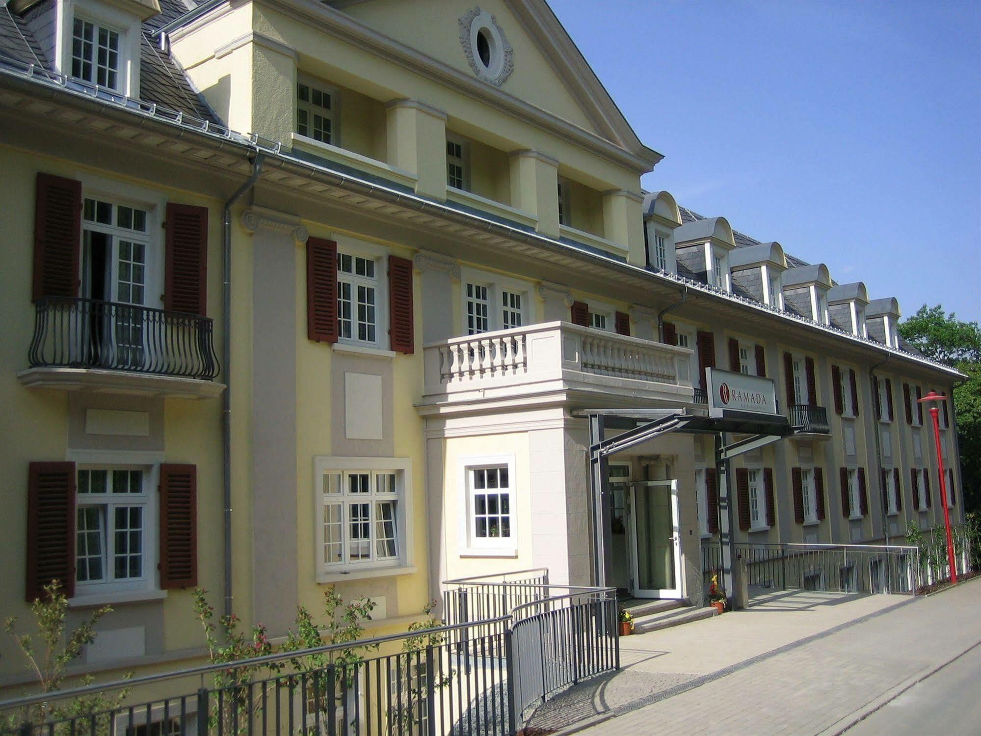 Sante Royale Hotel- & Gesundheitsresort バート・ブラムバッハ エクステリア 写真